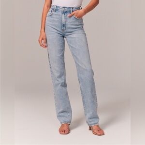 A&F 18L 90s straight curve love Ultra High Rise 0425 jean light wash